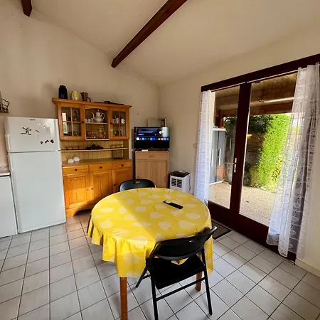 Maison Proche De La Avec Piscine