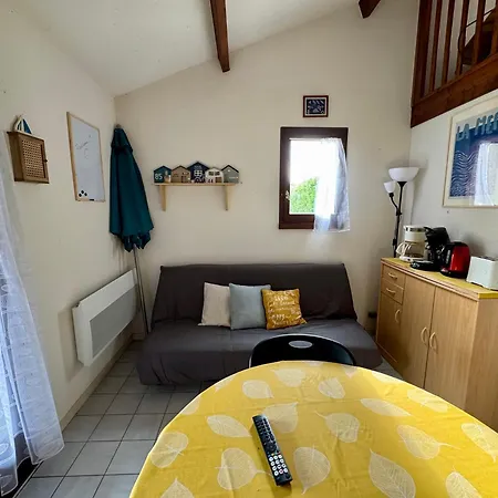 Maison Proche De La Avec Piscine 度假居